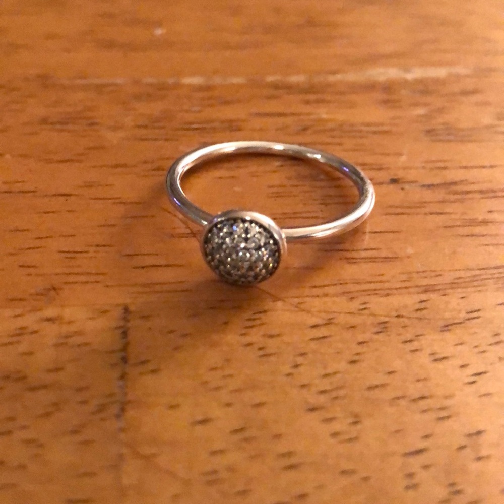 Pandora Ring